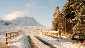 Destinazioni natalizie imperdibili nel Regno Unito, selezionate dalla nostra redazione esperta.