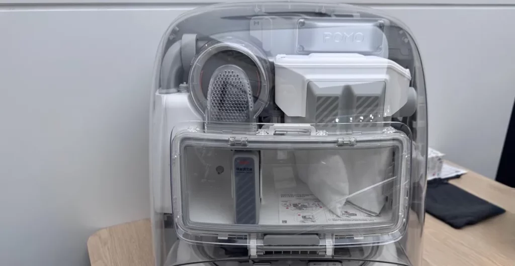 Rivelato: il nuovo robot aspirapolvere Romo di DJI, innovazione e design al servizio della casa.