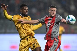 Zaniolo replica a Terracciano: Cremonese e Udinese pareggiano 1-1 in un emozionante match.