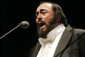 Novant’anni fa nasceva Pavarotti, icona immortale della lirica mondiale