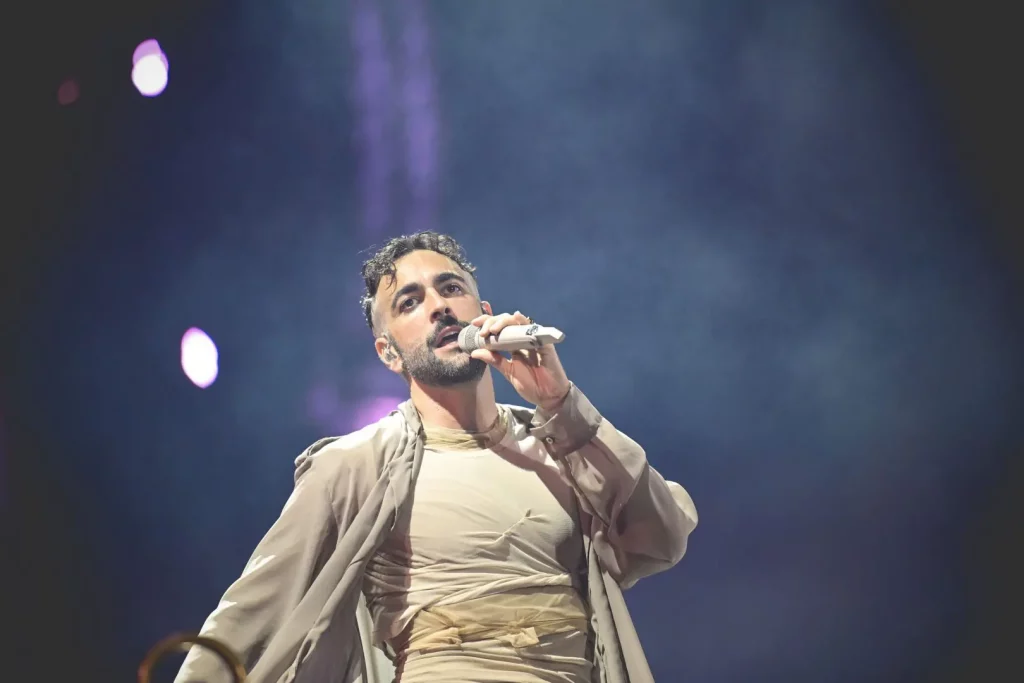 Marco Mengoni parte da Torino con il tour Live in Europe 2025: tutte le date