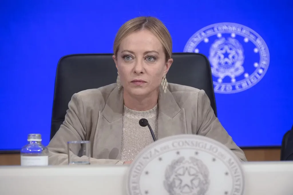 Il governo italiano, guidato da Giorgia Meloni, ha annunciato un nuovo decreto-legge dedicato a...
