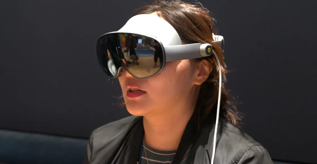 Dopo aver visto i primi minuti di KPop Demon Hunters sull'headset Galaxy XR di Samsung, mi sono...