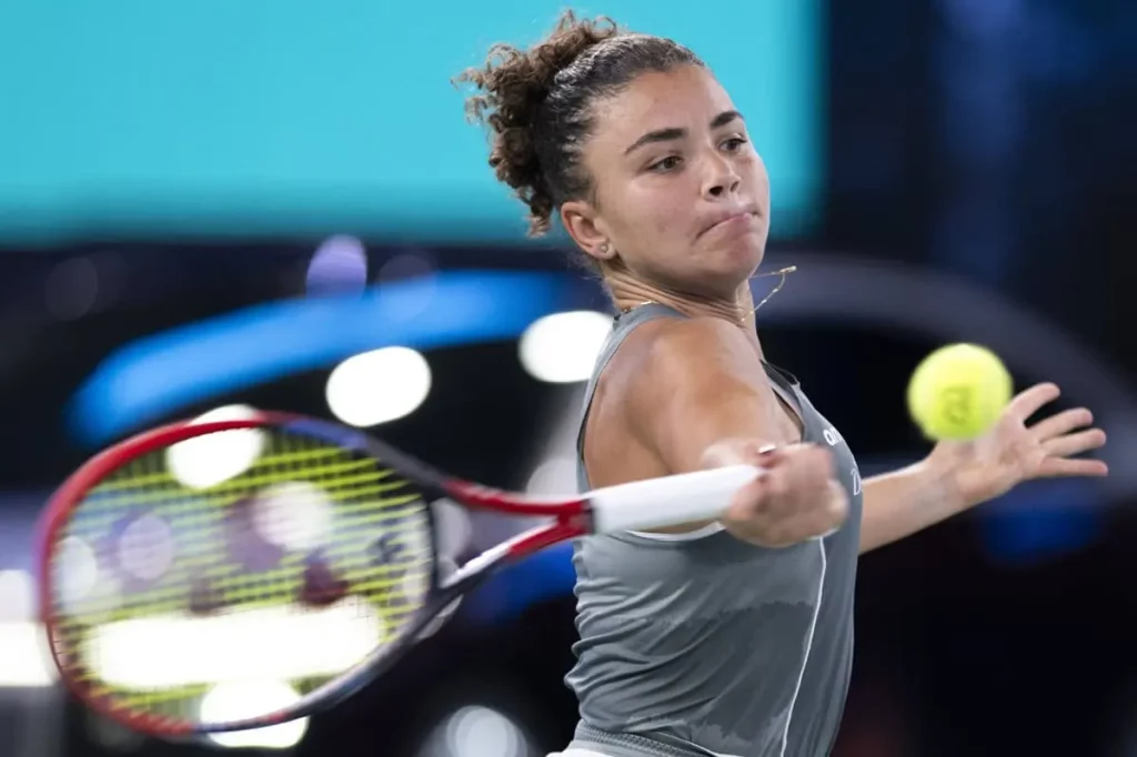 Paolini sconfitta in semifinale da Rybakina al WTA di Ningbo.