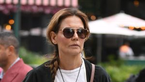 Katie Holmes sfoggia la nuova borsa DeMellier: un must-have di stagione!
