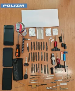 Furti e rapine a Roma: 22 arresti nell’ultima settimana per contrastare la criminalità.