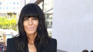 Claudia Winkleman dimostra che i leggings possono essere eleganti con il suo look in Strictly