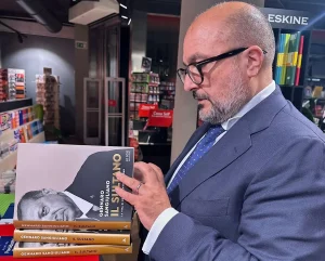 Il sultano: la vita e l’ascesa di Recep Tayyip Erdogan nel nuovo libro di Sangiuliano