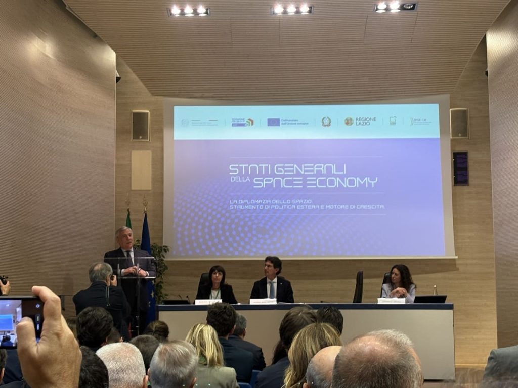Tajani lancia gli Stati Generali della Space Economy: eccellenza e innovazione italiane