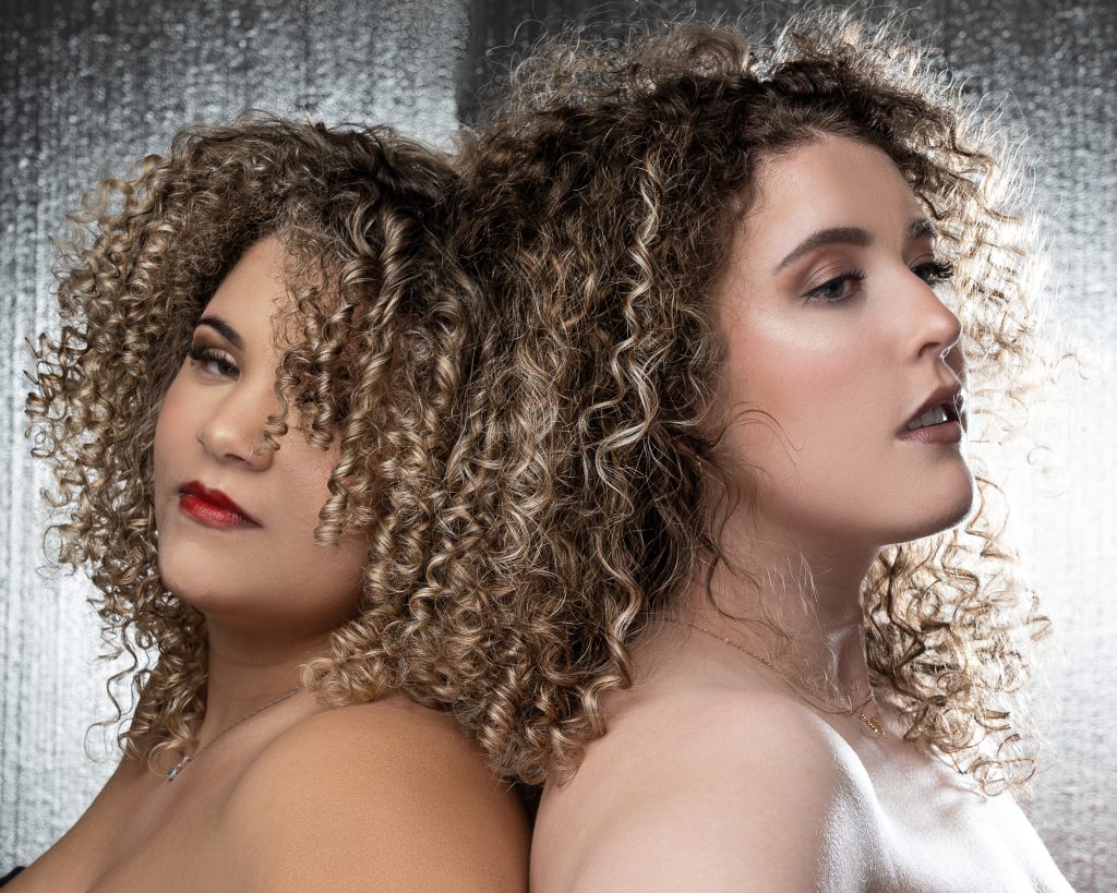 Essenziali per la cura dei capelli: guida completa allo styling e alla salute.