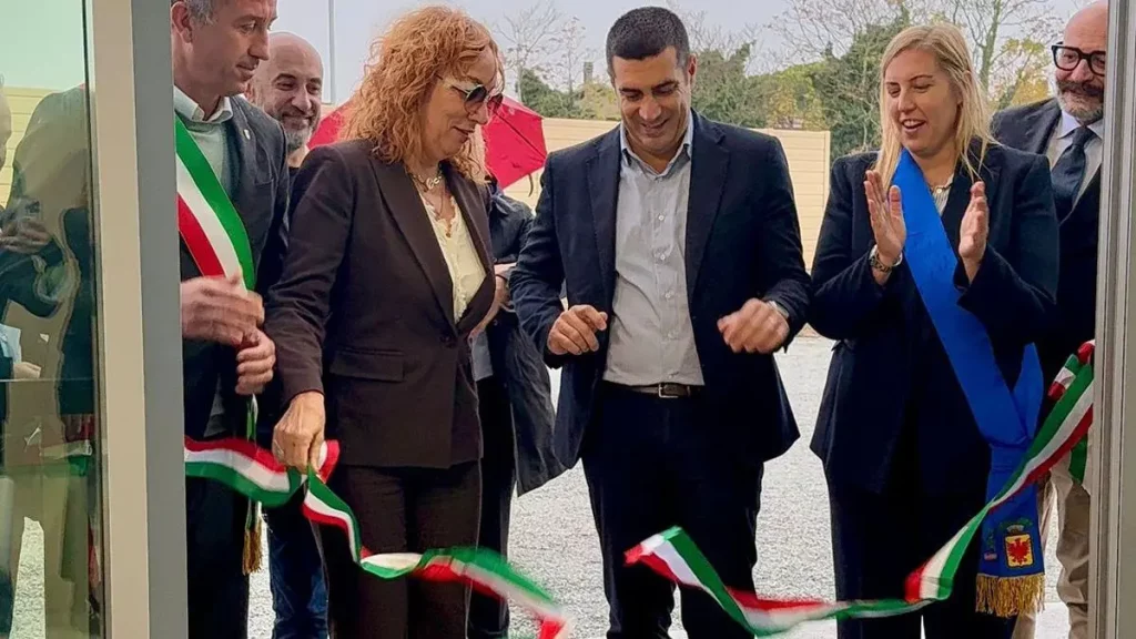 Inaugurata la Nuova Palestra dell’Istituto Tonino Guerra di Cervia BOLOGNA (ITALPRESS) – È stata...