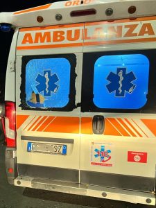 Tragico Incidente Stradale ad Asiago VICENZA (ITALPRESS) – Nella notte tra sabato e domenica, un...