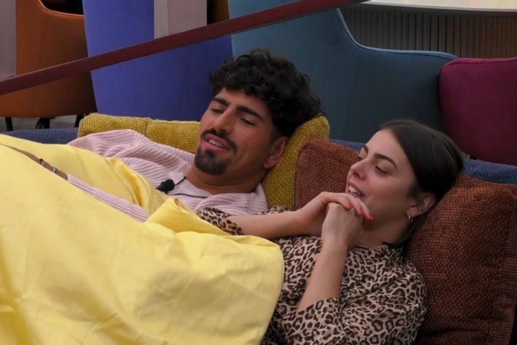 Giulio Carotenuto spegne il gossip su Benedetta Stocchi al Grande Fratello 2025 Grande Fratello 2025...