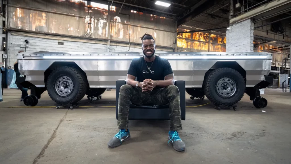 Kevin Damoa ha affrontato per la prima volta le sfide del trasporto merci su rotaia all'età di 17...