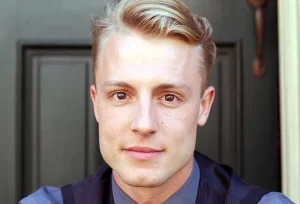 Efficacia degli esercizi per definire la linea della mascella: cosa dice la scienza