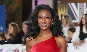 La stars della musica Beverly Knight ha rapito la scena ai Pride of Britain Awards sfoggiando un...