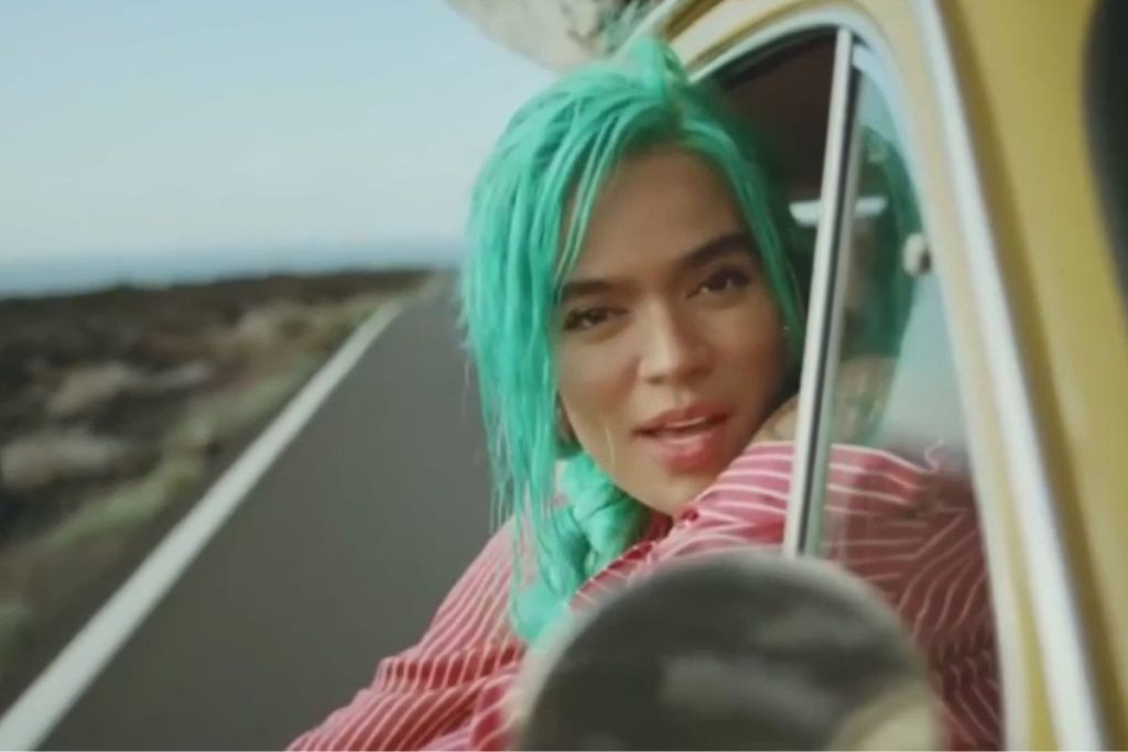 Antonella Fiordelisi imita Karol G a Tale e Quale Show 2025: il boom mondiale