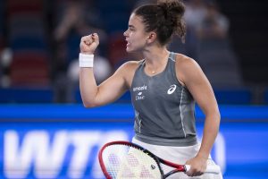 WTA Finals a Riad: Paolini punta in alto e cerca il trionfo globale.