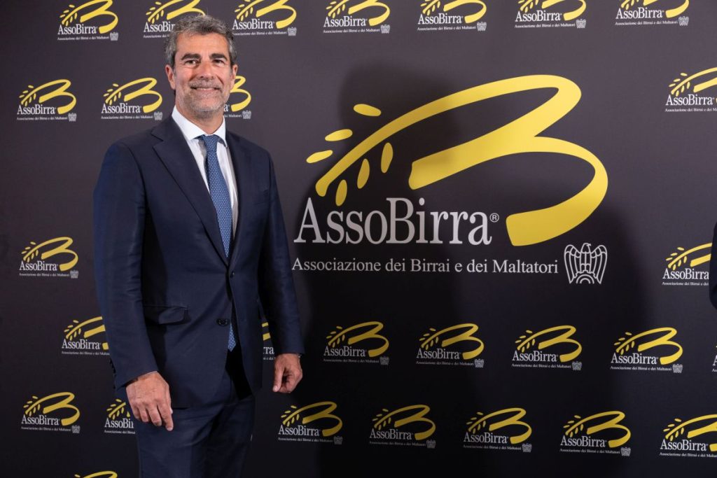 AssoBirra chiede abbassamento accise per sostenere la filiera strategica della birra in Italia.