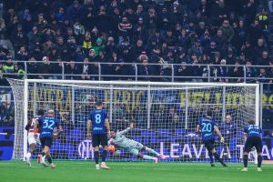 Milan trionfa nel derby: Pulisic e Maignan trascinano i rossoneri al secondo posto.