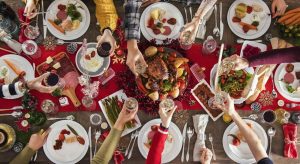 Natale leggero: 5 segreti per gustare senza ingrassare con spezzafame strategici!