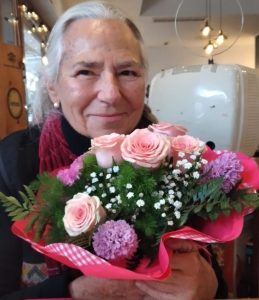 A 86 anni, sogna di aprire un caseificio iscrivendosi alla scuola di mozzarella Dop.