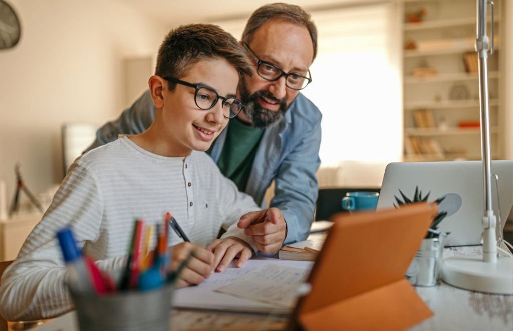 Congedo parentale 2025: guida completa su diritti, durata e novità per le famiglie.