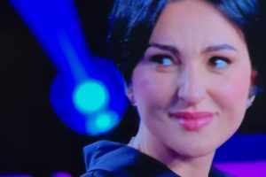 Arisa è single? La frecciata all’ex Walter Ricci e il presunto ritorno di fiamma