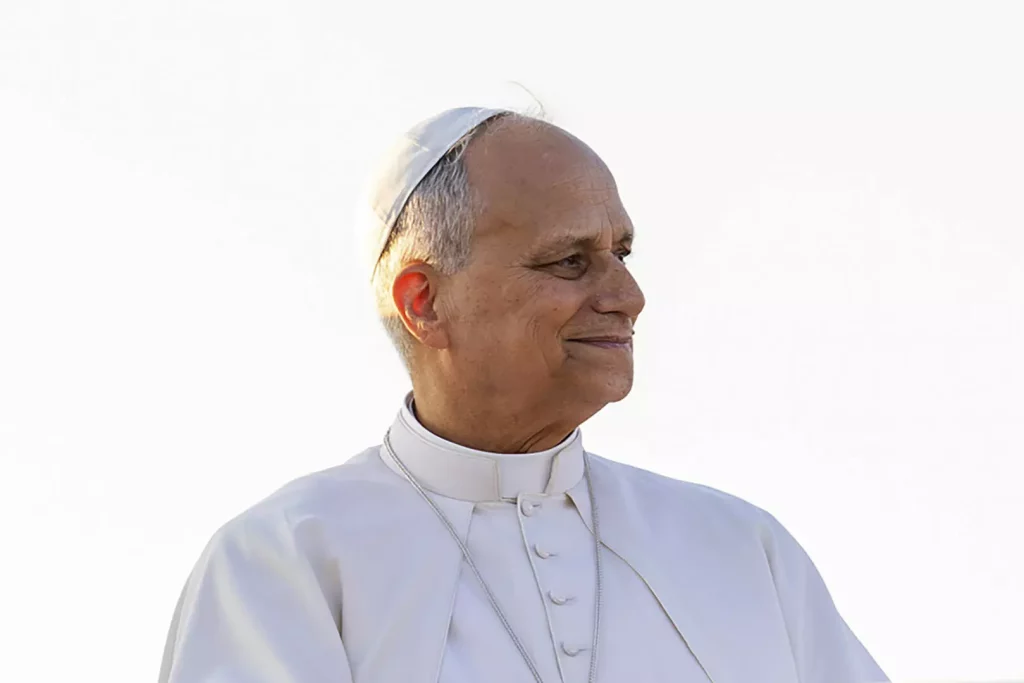 Papa Leone: abbracciare la diversità, abbattendo muri e costruendo ponti verso l’altro.