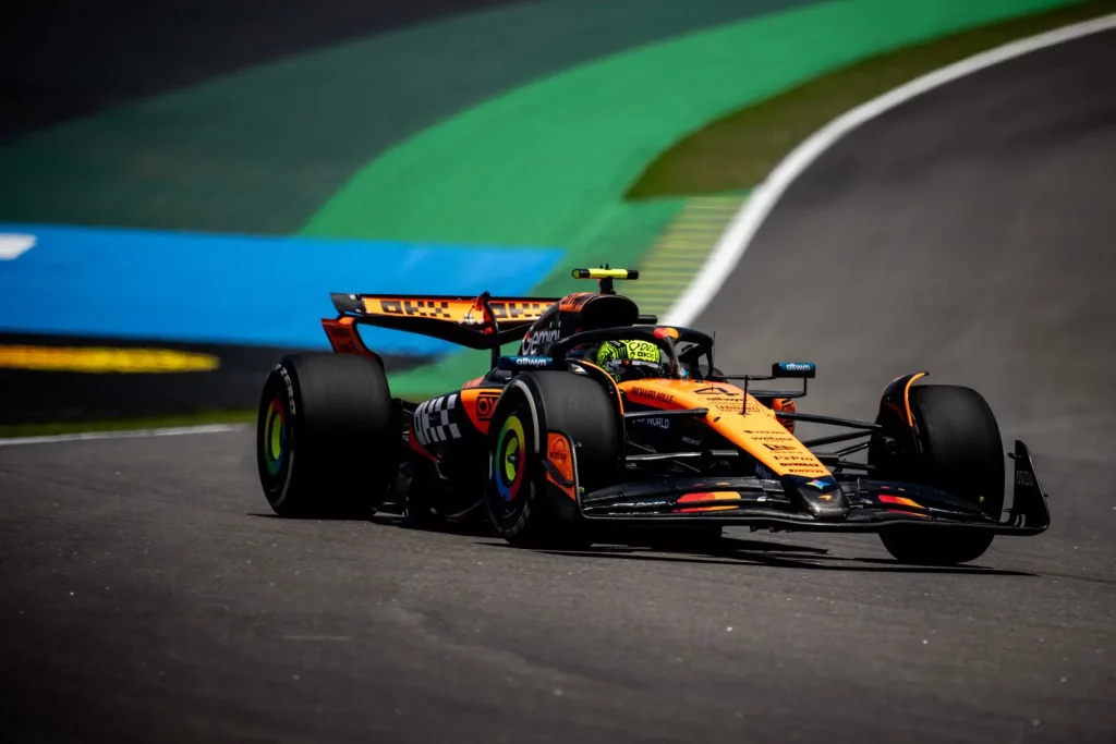 Norris conquista la pole nella sprint del GP Brasile, Antonelli secondo, Ferrari deluse.