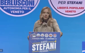 Meloni a Padova: Italia attrae 80 miliardi di investimenti, tutti cercano accordi.