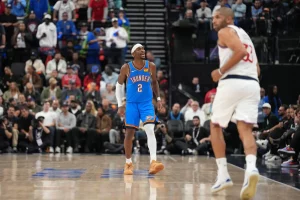 OKC mantiene l’imbattibilità, Golden State e Chicago trionfano nella notte NBA.