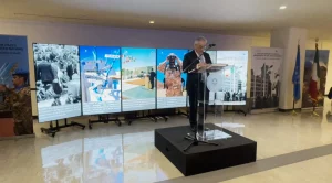 Caschi blu italiani onorati all’Onu per il loro straordinario impegno nella missione di pace.