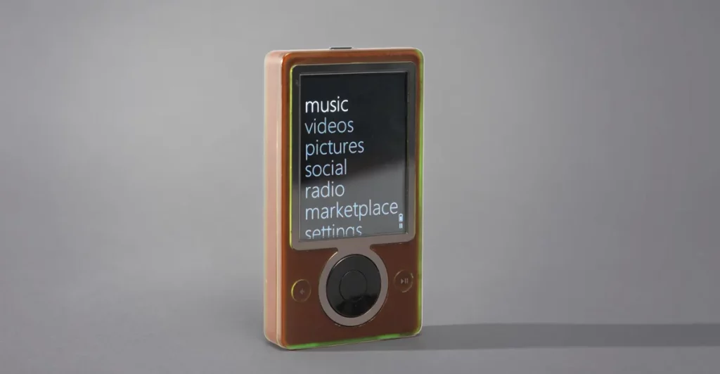 La storia del Microsoft Zune: il tentativo di sfidare l’iPod nella musica digitale.