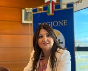 Educatore professionale: supporto alla genitorialità per minori in difficoltà, parla Straface