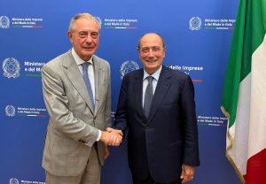 Schifani e Urso: accordo sui diritti dei lavoratori per impegni concreti e misure efficaci.