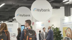 isybank festeggia un milione di clienti al Salone dei Pagamenti di Milano