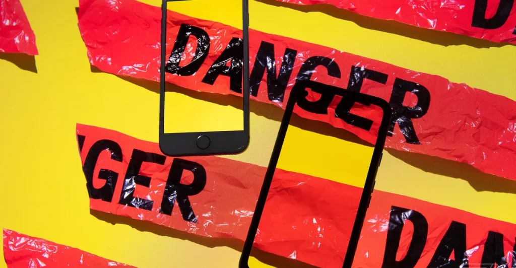 Google combatte una rete di invio di messaggi di spam su smartphone.