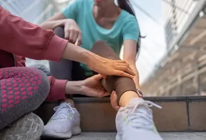 Tempi di guarigione della distorsione alla caviglia: quanto dura il recupero completo?