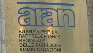 Contratto scuola: aumenti oltre 400 euro in arrivo, Valditara e Zangrillo ottimisti sul futuro.