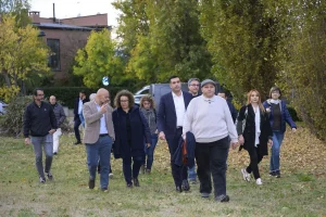 Sopralluogo del presidente De Pascale per ricostruzione post alluvione a Ozzano: i dettagli.