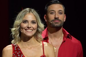 Francesca Fialdini e Giovanni Pernice protagonisti a Ballando nonostante l’infortunio: ecco perché