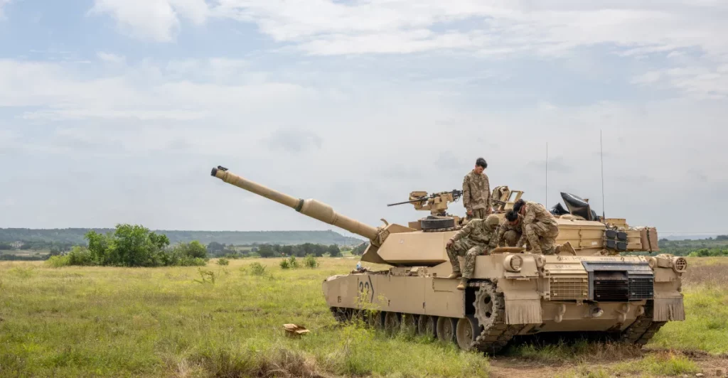 Appaltatori del Pentagono vogliono limitare il diritto alla riparazione militare.