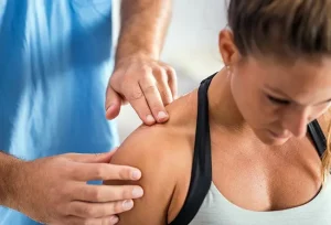 Come alleviare rapidamente il dolore al muscolo trapezio in modo naturale ed efficace