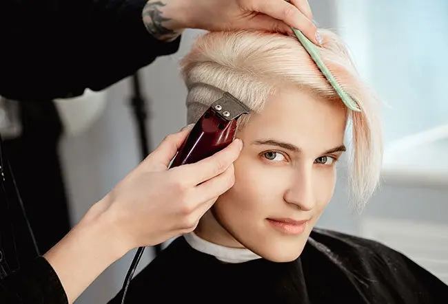 Bleach on Bleached Hair: Risks and Precautions for Safe Lightening