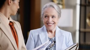 Matlock 2: Intrighi legali e colpi di scena nelle aule di giustizia.