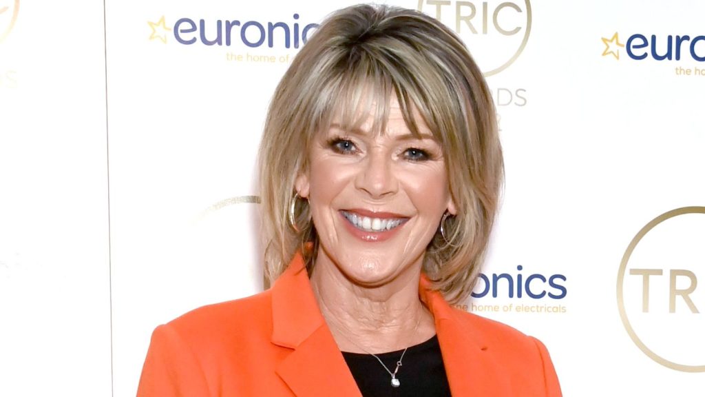 Ruth Langsford’s trendy knee-high boots ideal for crisp, sunny autumn walks this season.