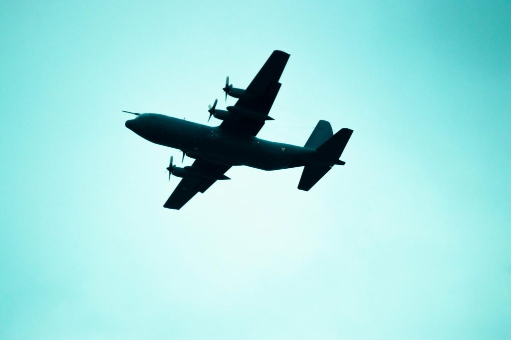 Aereo militare turco si schianta al confine Azerbaijan-Georgia: 20 soldati periscono tragicamente.