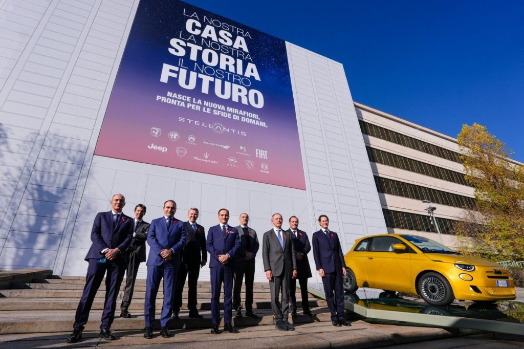 Fiat 500 Hybrid: Mirafiori festeggia un nuovo capitolo nell’ibridazione dell’iconica city car.