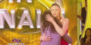 Giulia Soponariu, protagonista indiscussa del Grande Fratello 2025, ha condiviso con i...